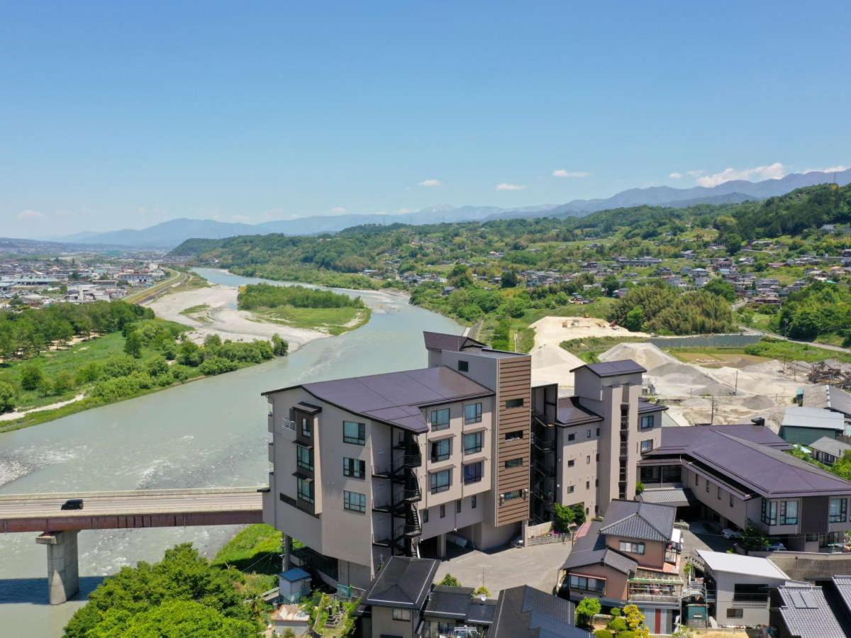 Yoshinotei Hotel Iida Exterior photo