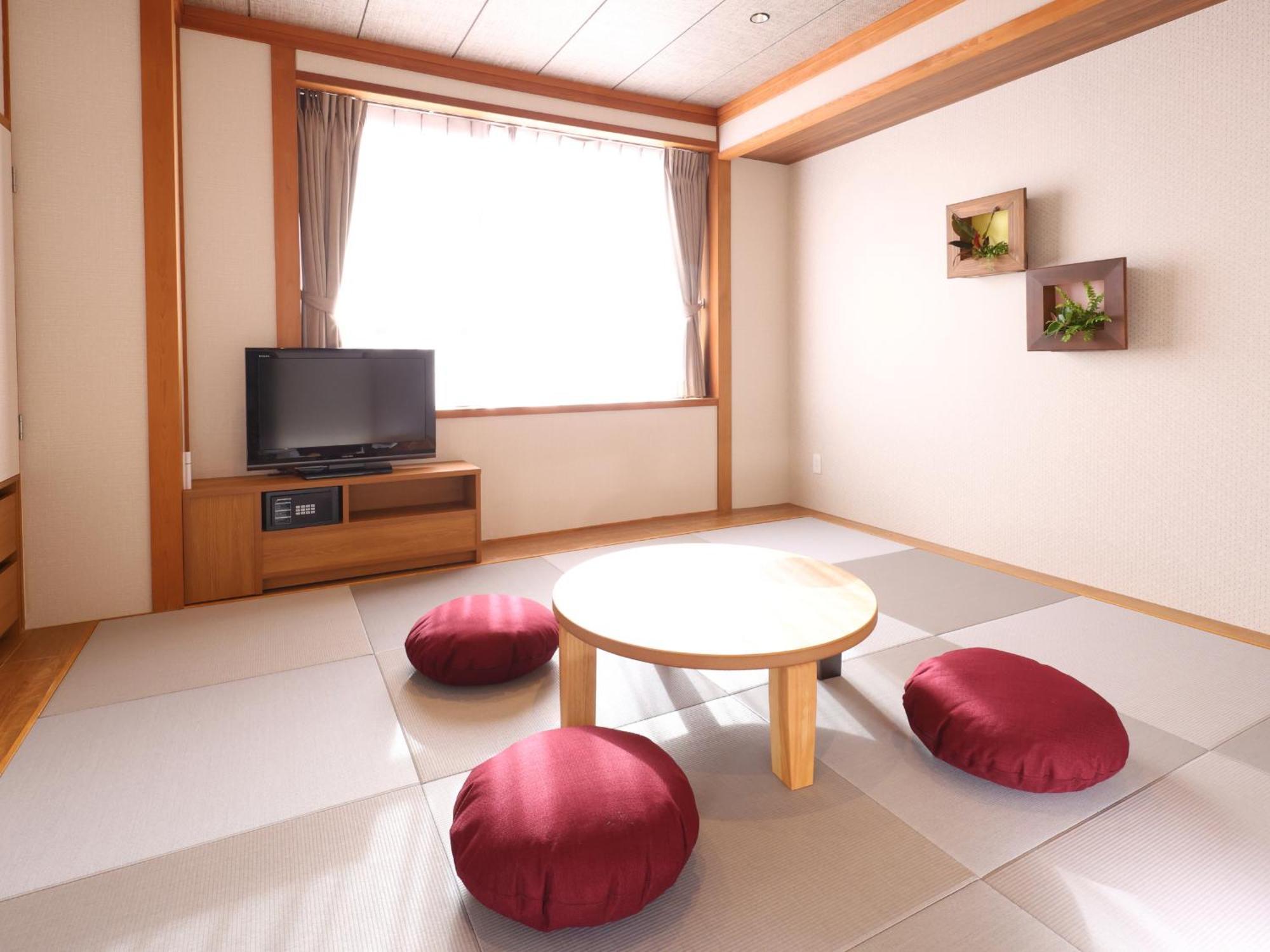 Yoshinotei Hotel Iida Exterior photo