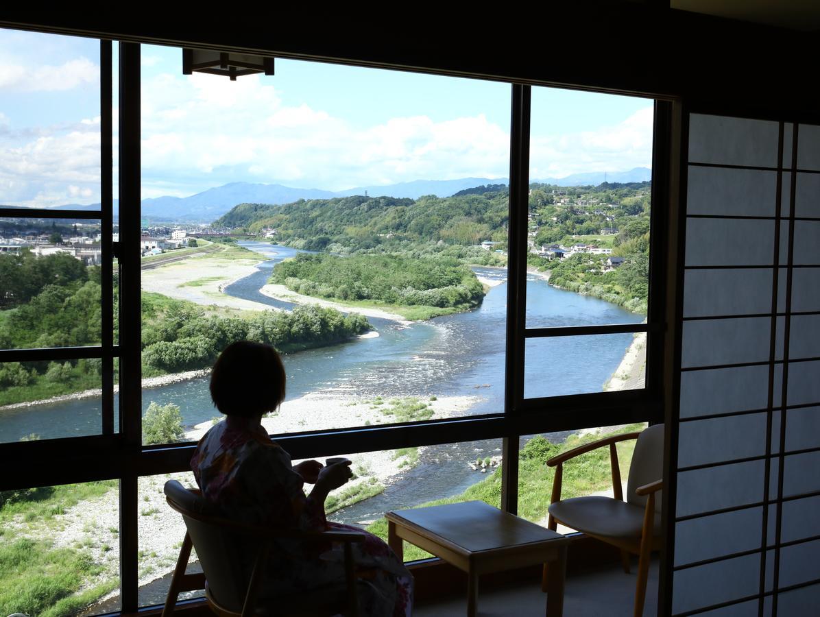 Yoshinotei Hotel Iida Exterior photo