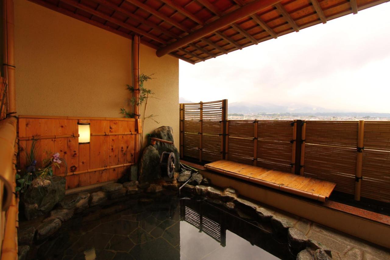 Yoshinotei Hotel Iida Exterior photo